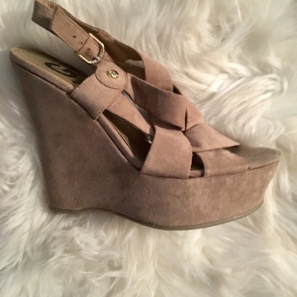 SOLD !!! G by Guess Suede Wedges Size 8 - Picture 6 of 7